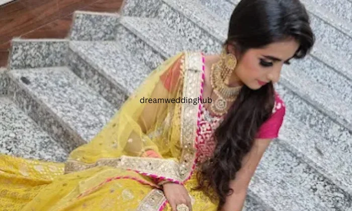 KOMAL PROFESSIONAL ARTIST